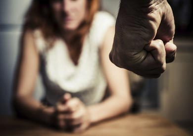 «ضل حيطة».. مباردة من «التكعيبة» لمواجعة العنف ضد المرأة