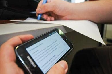 صفحات «الغش» تنشر إجابات امتحان اللغة العربية للثانوية العامة على «فيس بوك»
