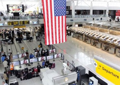 توجيه تهمة الكراهية لأمريكي اعتدى على «مسلمة محجبة» في «نيويورك»