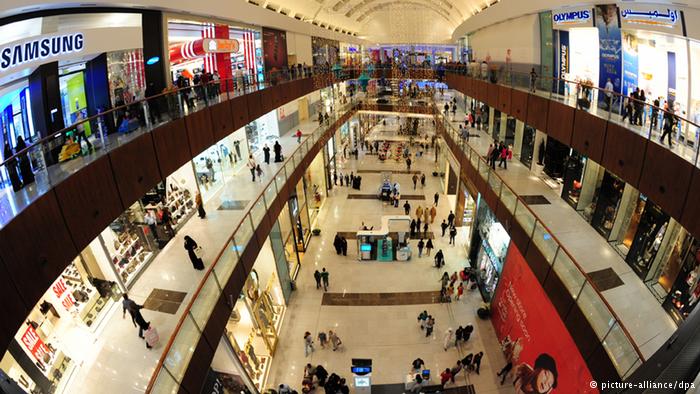 دبي تخطط لبناء أكبر مركز تسوق في العالم -

