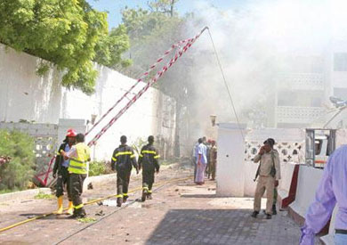 مصدر أمني صومالي: عدد ضحايا فندق مقدشيو 60 شخصًا بين قتيل وجريح - 

        