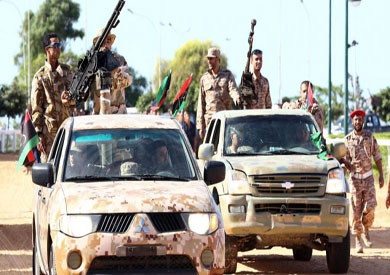 قائد عسكري ليبي: مقتل 7 جنود في تفجير انتحاري مزدوج ببنغازي

        ::  :: نسخة الموبايل