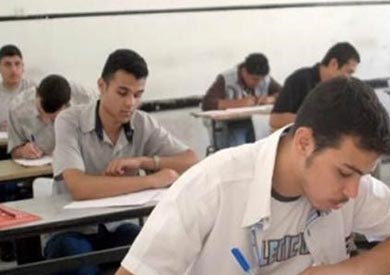 مصدر بـ«التعليم»: الوزارة تأكدت من تسريب «الاقتصاد».. وهناك نية لإلغاء الامتحان