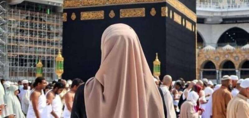 حكم حج المعتدة من وفاة زوجها أثناء فترة العدة