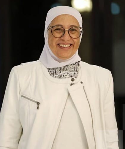 الأطباء تهنئ الدكتورة عالية عبدالفتاح لفوزها بأرفع الأوسمة العلمية الدولية: مصدر فخر للطبيب المصري