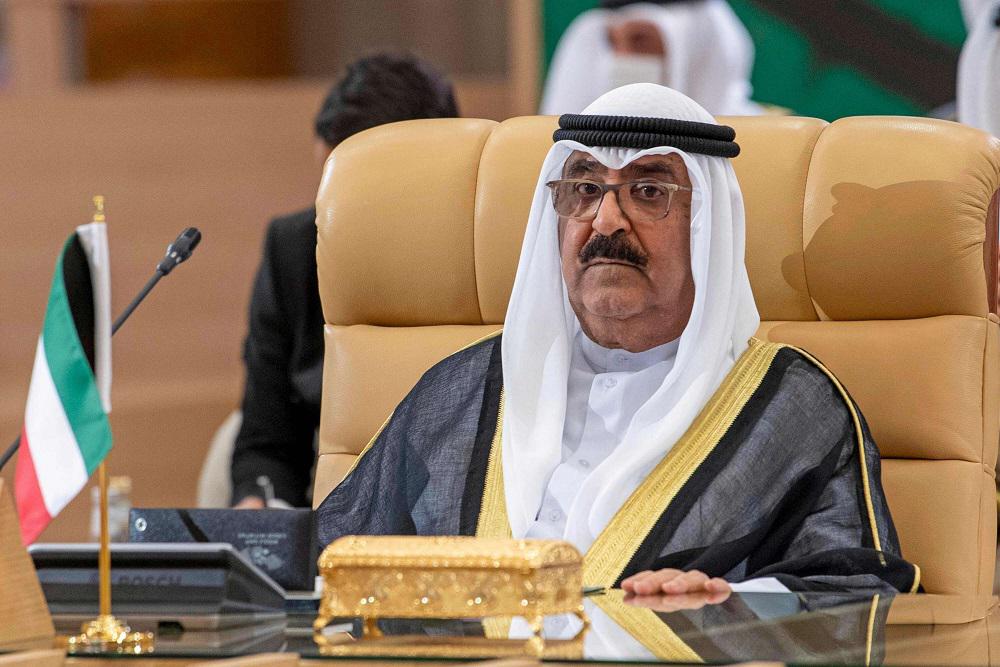 The Kuwaiti Crown Prince stresses the need to develop the military system of his country