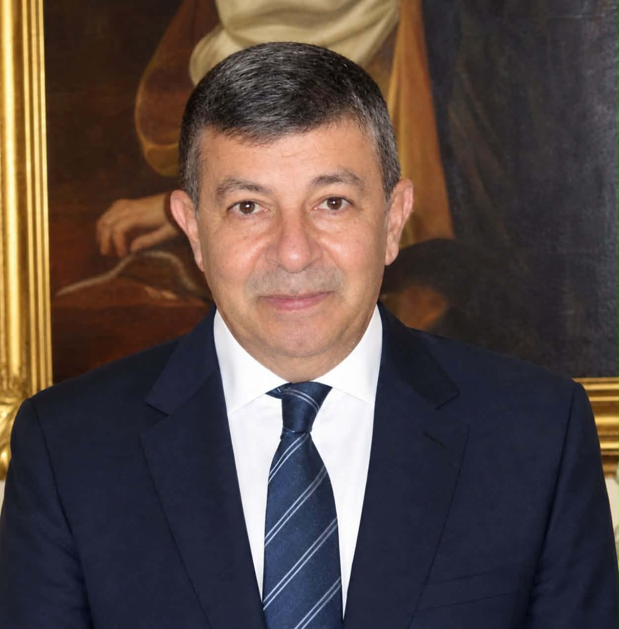 عمرو حلمي