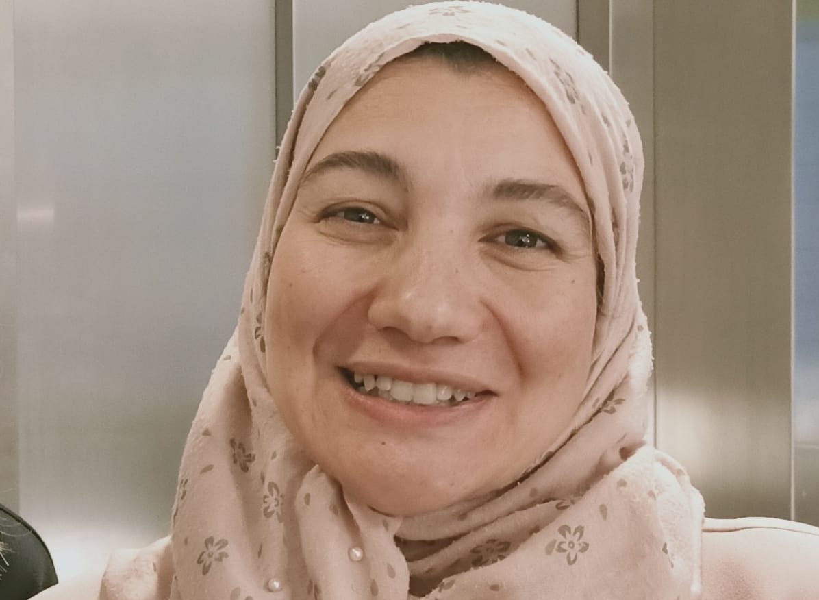 نيرمين الأزرق