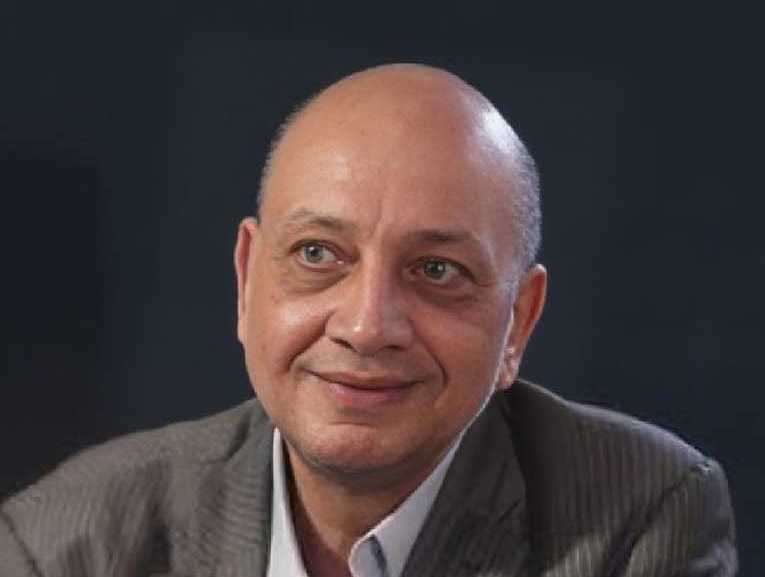 خالد عزب