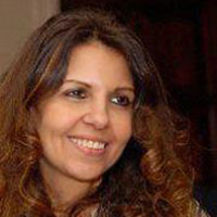 نيفين مسعد
