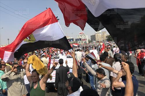 مظاهرات تاييد امام المنصه