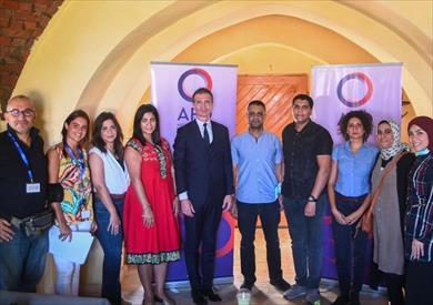 فابيو جرازي مدير الوكالة الفرنسية في مصر مع الصحفيين