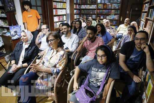 حفل توقيع ومناقشة &#171;سنوات الجري في المكان&#187; للكاتبة نورا ناجي.. تصوير: مجدي إبراهيم