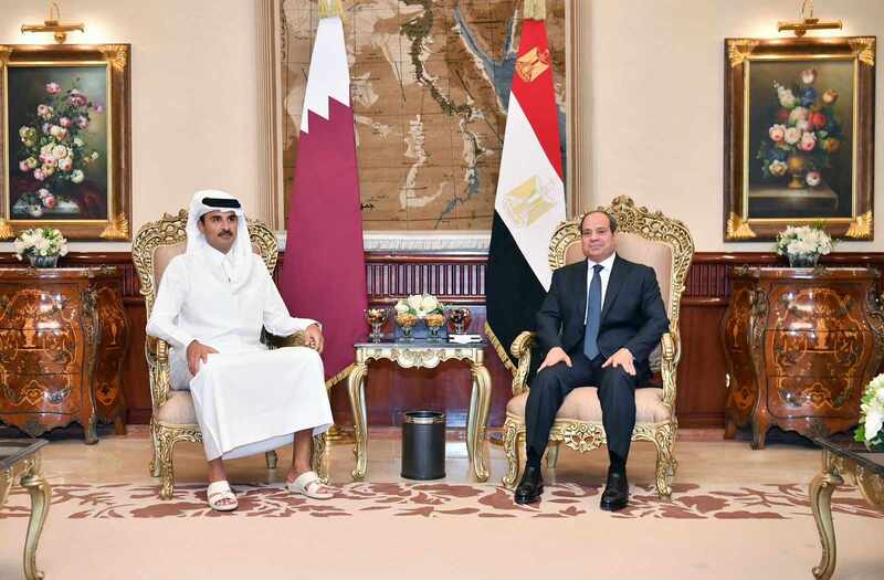 الرئيس السيسي وأمير قطر يبحثان تطورات الوضع في غزة