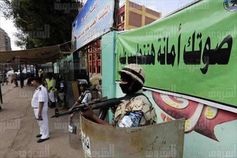 المرحلة الأولى من انتخابات برلمان 2015- جولة الإعادة - تصوير إبراهيم عزت
