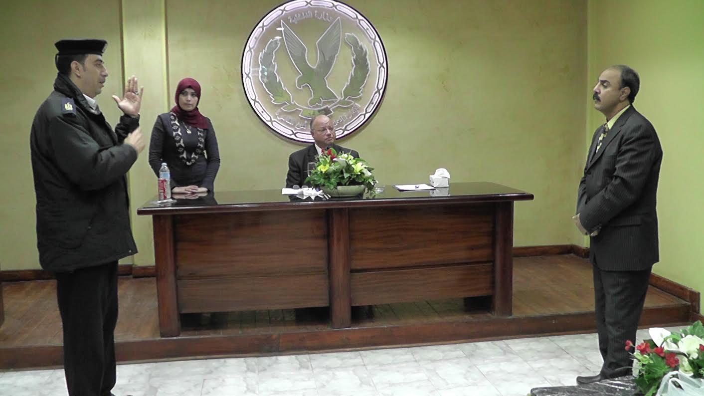 مدير أمن القاهرة يشهد اليوم الختامي لدورات تعلم لغة الإشارة لضباط حقوق الإنسان