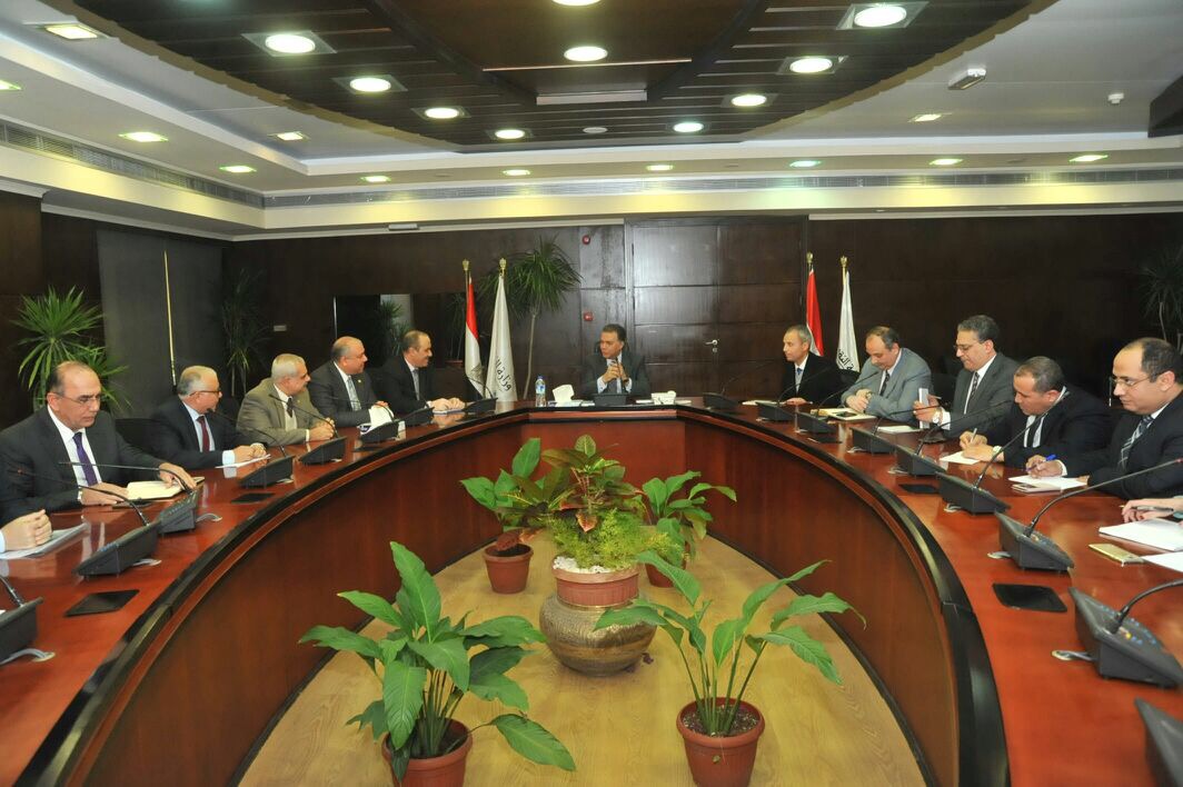 وزير النقل يُكلف هيئة الأنفاق بتحديث دراسات مد مترو شبرا إلى قليوب