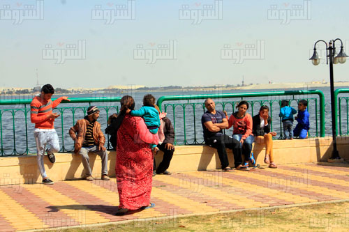 بعض النازحين