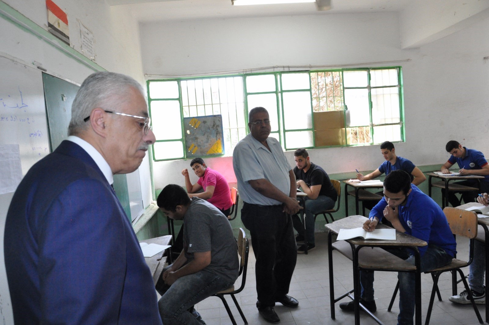 جولة وزير التربية والتعليم في أول أيام امتحانات الثانوية العامة
