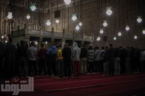 صلاة التراويح في ثالث أيام رمضان من مسجد السلطان حسن.. تصوير: عبدالرحمن دسوقي