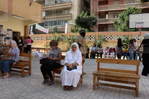 عدد النساء المشاركات في الانتخابات يساوي 4 أضعاف الرجال