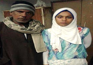 العثور علي فتاه بمحطة المنيا