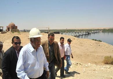 وزير النقل: انتهاء 55% من محور "كلابشة" على "نيل أسوان"