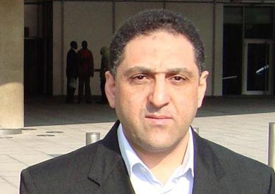 الصحفى هشام جعفر