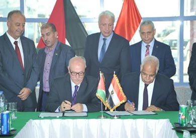 وزيرا النقل المصري والأردني يعتمدان آليات تسهيل الإفراج الجمركي بين البلدين