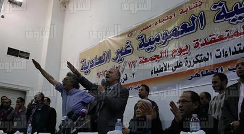  «الأطباء» يعلنون الإضراب الجزئي لحين معاقبة المعتدين عليهم - تصوير: هبه خليفة 