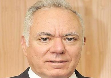 منير الزاهد رئيس بنك القاهرة