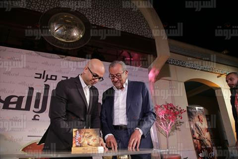أحمد مراد فى ندوة كتابه: «أرض الإله»