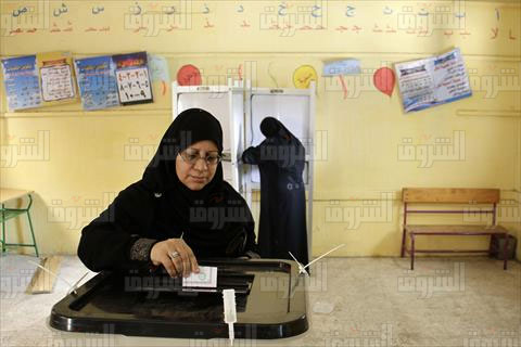 بدء توافد الناخبين على اللجان الانتخابية بالسيدة زينب