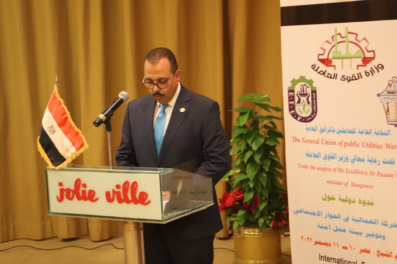 نقابة المرافق تحذر من شائعات أجور العاملين بقطاع الكهرباء