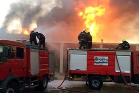 الحماية المدنية تسيطر على حريق داخل مكتب الشهر العقارى بقصر النيل 