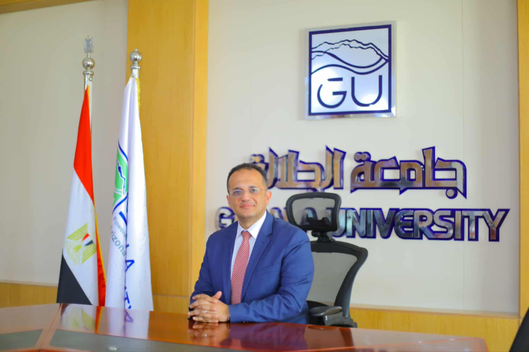 محمد الشناوي رئيس جامعة الجلالة