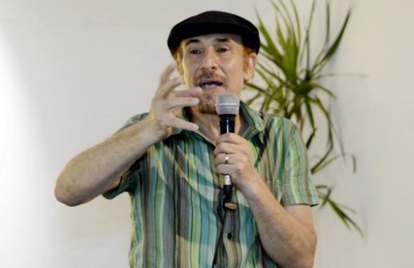 أتيليه القاهرة ونقابة التشكيليين يستعدا للاحتفاء بمنجز كمال خليفة