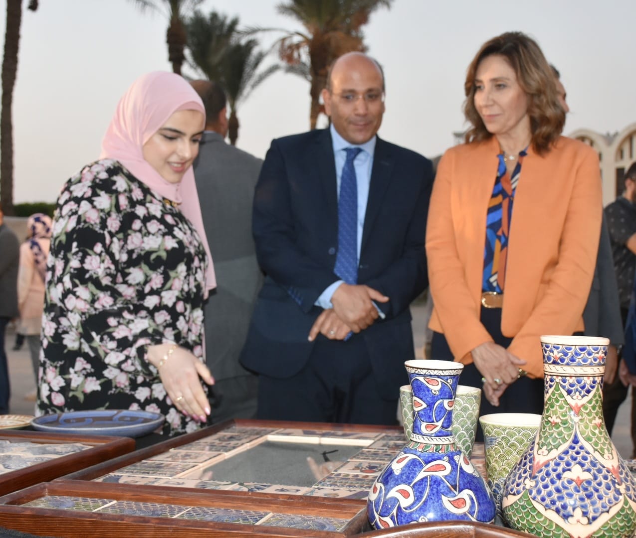 وزيرة الثقافة تشهد حفل تخرج الدفعتين الثانية والثالثة من "صنايعية مصر"