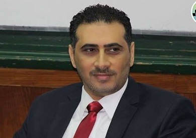 الدكتور محمود السعيد عميد كلية الاقتصاد والعلوم السياسية جامعة القاهرة