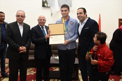 جانب من التكريم