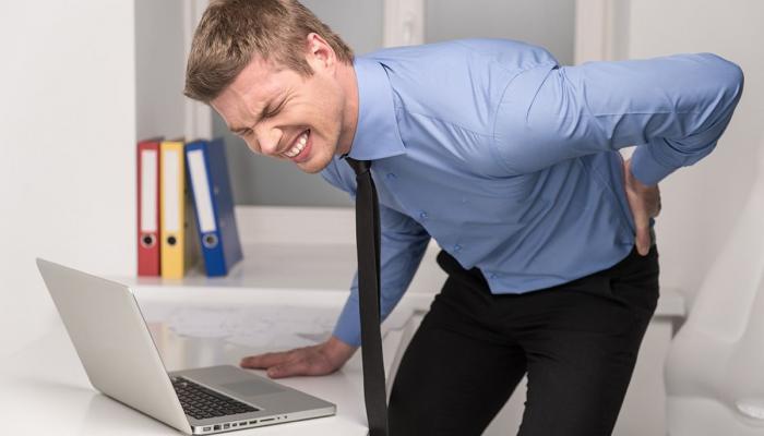 كيف تتخلص من ألم الظهر الناتج عن الجلوس على الكرسي المتحرك بوابة الشروق نسخة الموبايل