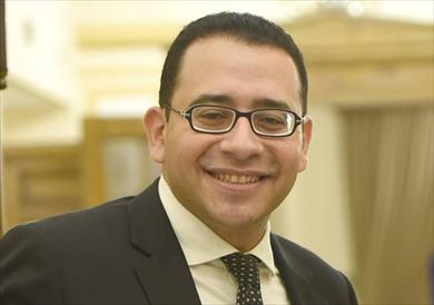 الدكتور عمرو حسن