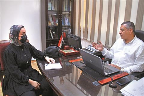 شعبان عبد الجواد رئيس قطاع الاثار المستردة -تصوير جيهان نصر