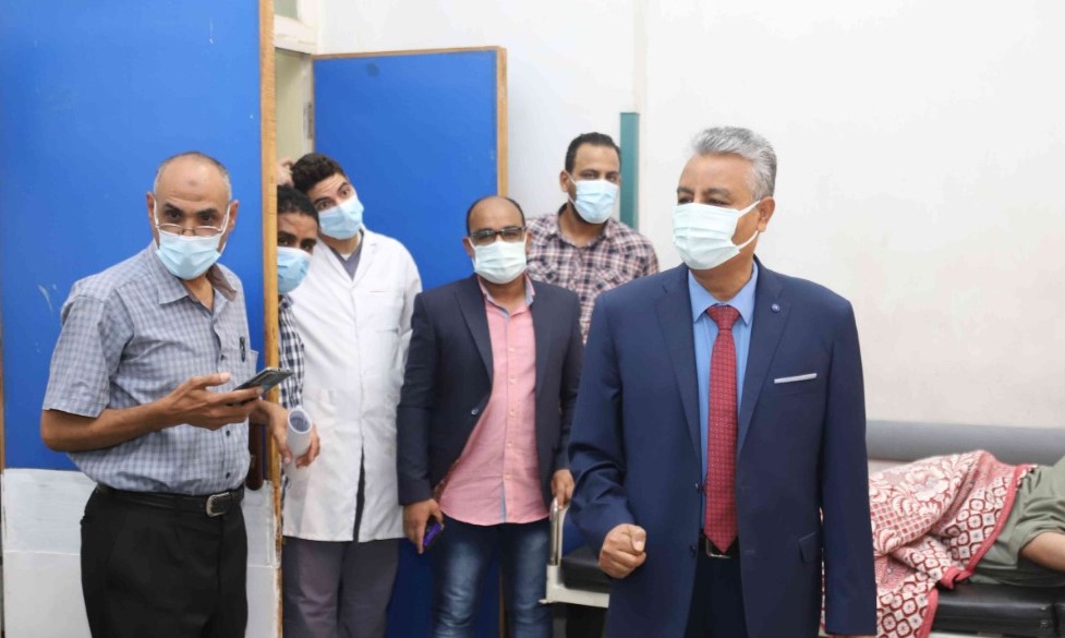 جولة الدكتور يوسف غرباوي رئيس جامعة جنوب الوادي