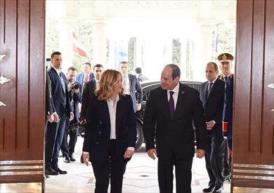 السيسي يستقبل رئيسة الوزراء الإيطالية على هامش القمة المصرية الأوروبية