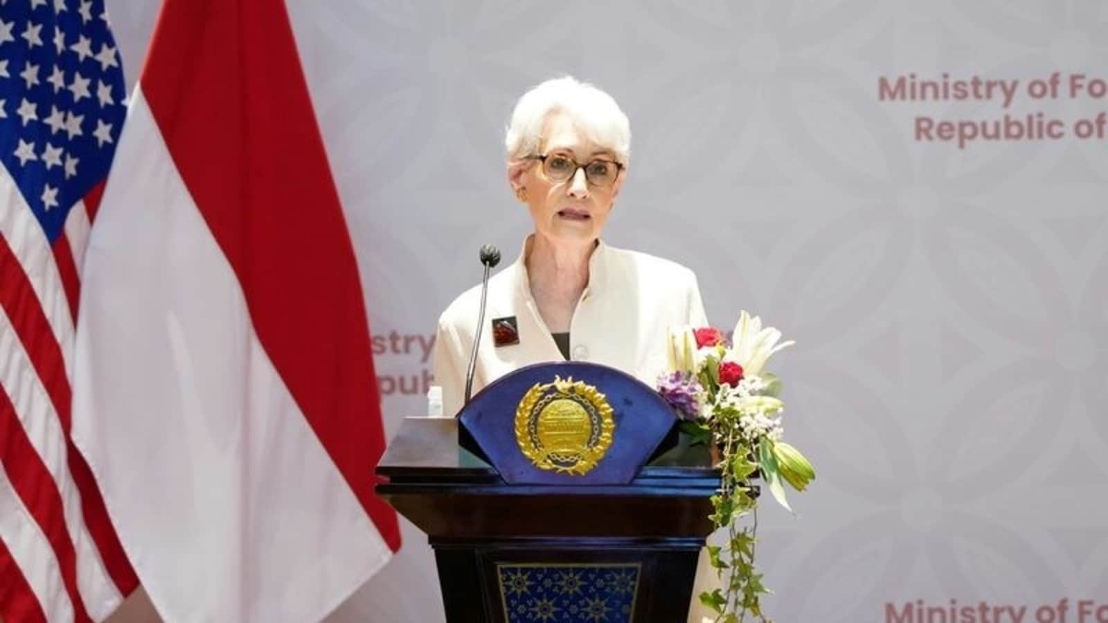 وزيرة الخارجية الأمريكية