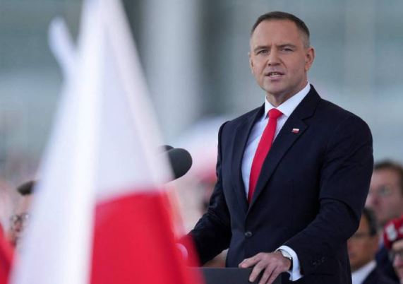 الرئيس البولندي يستخدم حق النقض ضد قانون يهدف لاستعادة استقلال المجلس الوطني للقضاء 