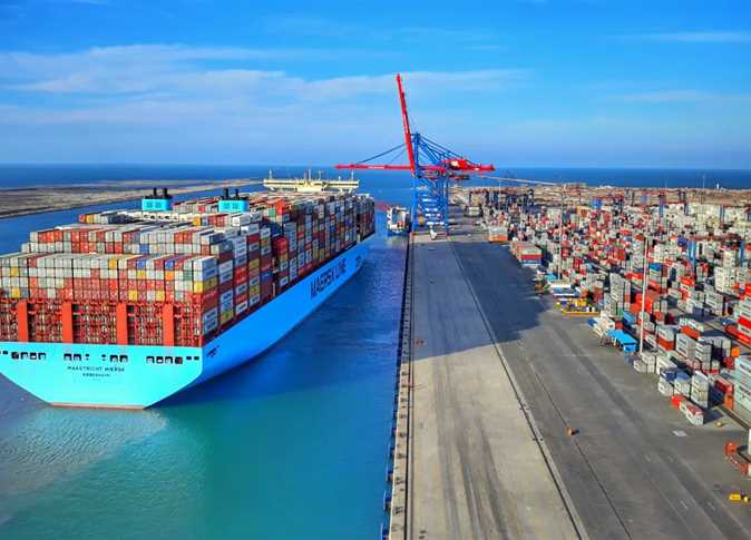 ميناء دمياط يستقبل 14.5 ألف طن قمح قادمة من أستراليا