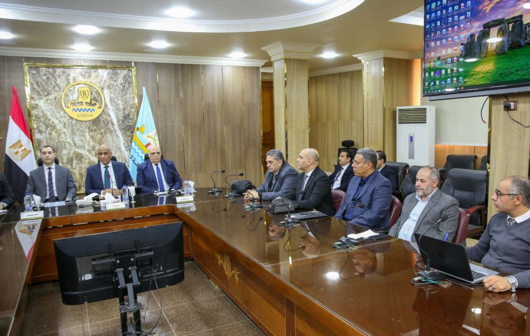 محافظ كفر الشيخ يناقش الاستعدادات النهائية لاستقبال شهر رمضان المبارك 