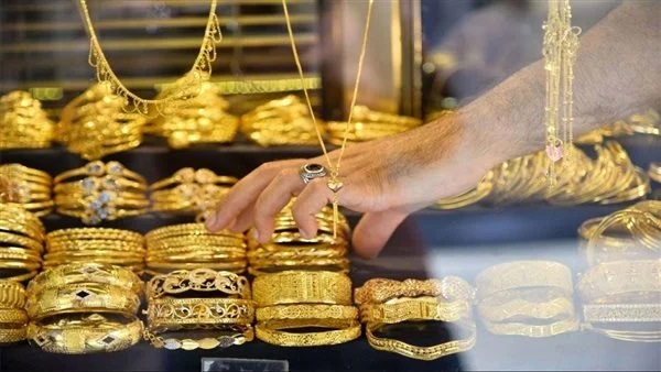 هل تواصل أسعار الذهب انخفاضها إلى 4000 دولار رئيس الشعبة يوضح